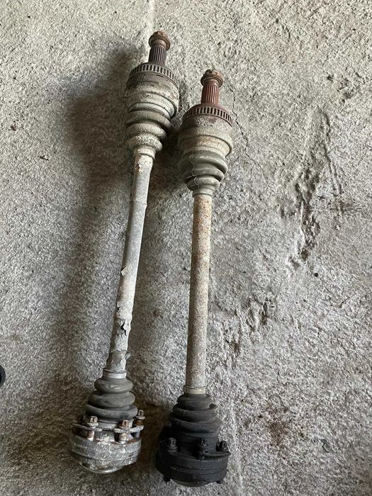 Задни полуоски BMW E90 / E91 / E81 / E87