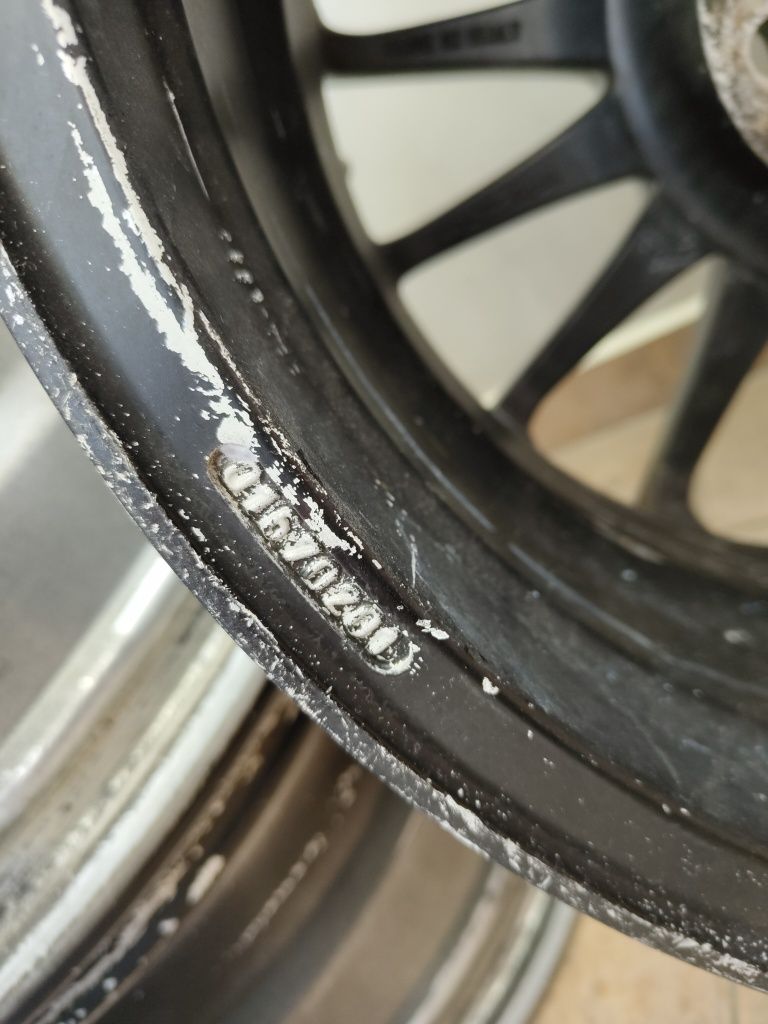 Oz Racing Superturismo GT 16 цола 7j ET42 4x100
