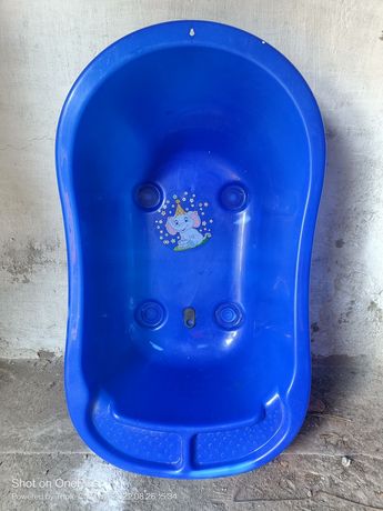 Детская ванна до 3 лет