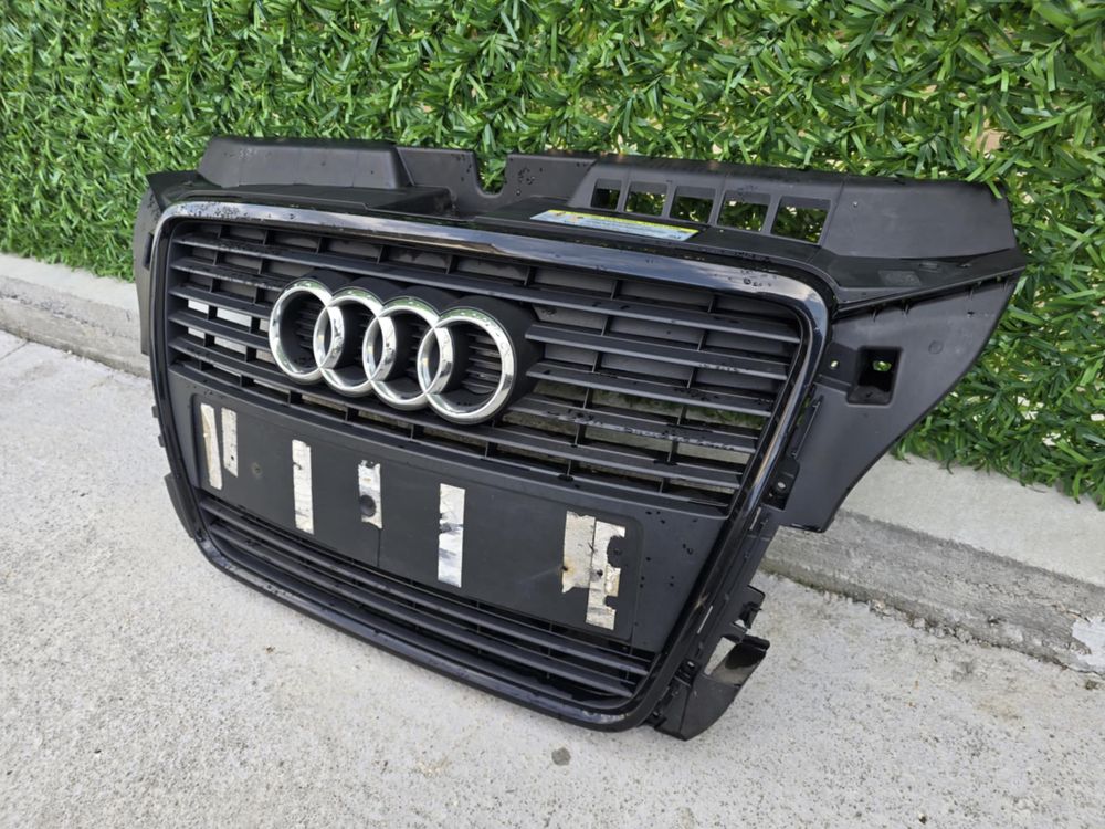 Оригинална решетка Audi A3 8P Facelift S-line Black Edition / Ауди А3