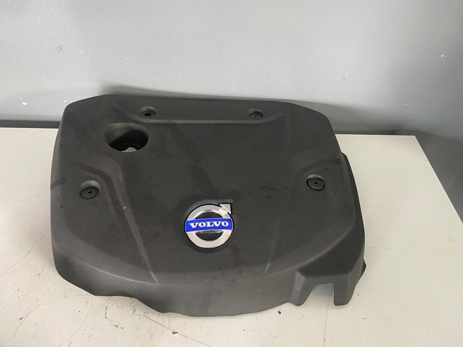 Capac motor VOLVO S60 V60 XC60 XC70 31319209