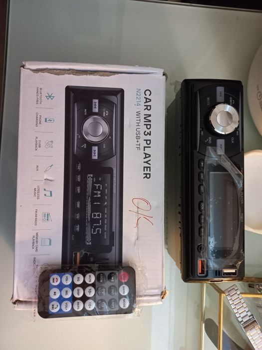 Mp3 radio auto 4x65 w nou sigilat telecomanda
