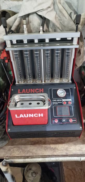 Апарат для чистки форсунки автомобиля