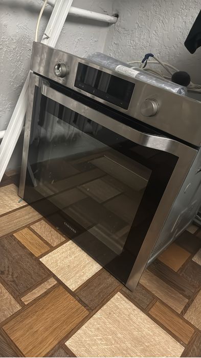 Продам духовой шкаф