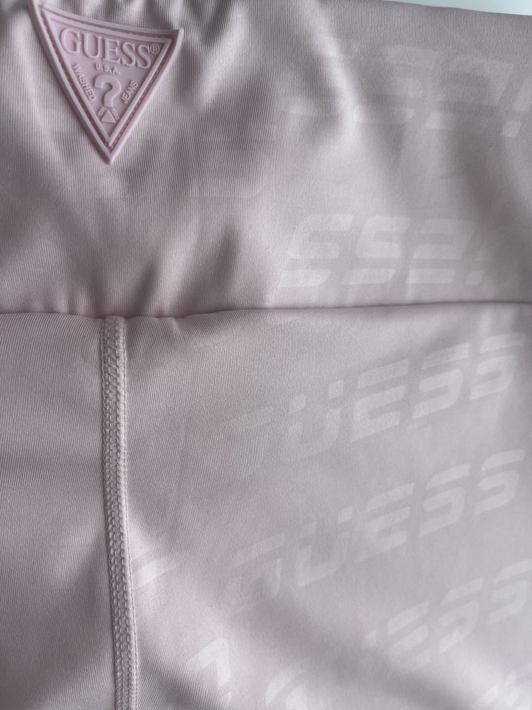 Дамски спортен клин Guess