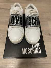 Love Moschino - Кожени спортни обувки с декоративни камъни