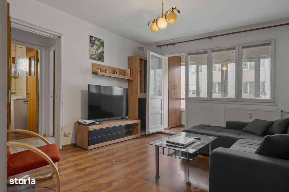 2 Camere circular, 3/10 bloc Z, zonă verde, metrou Favorit Comision 0%