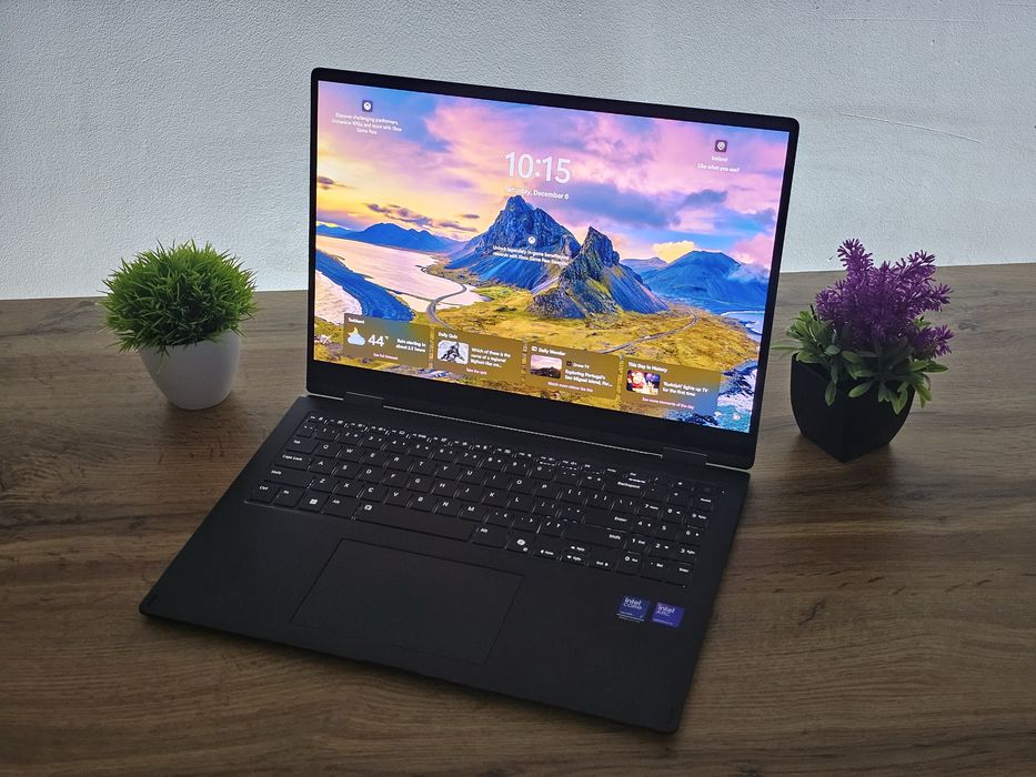 LG Gram Pro 16  2-in-1 x360 16” 3K OLED 120Hz