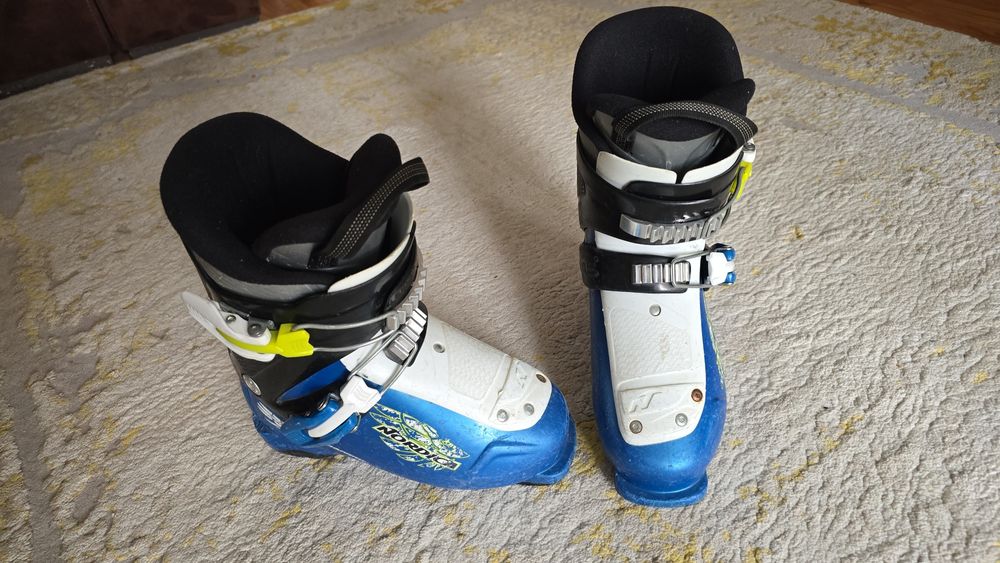 Clapari Nordica copii marimea 32