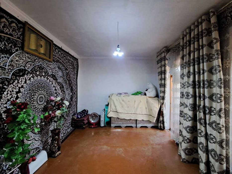 Дом 3,5 соток 6 комнат по ул.Садриддин Айни