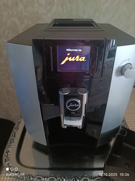 Jura impressa E6- с липси