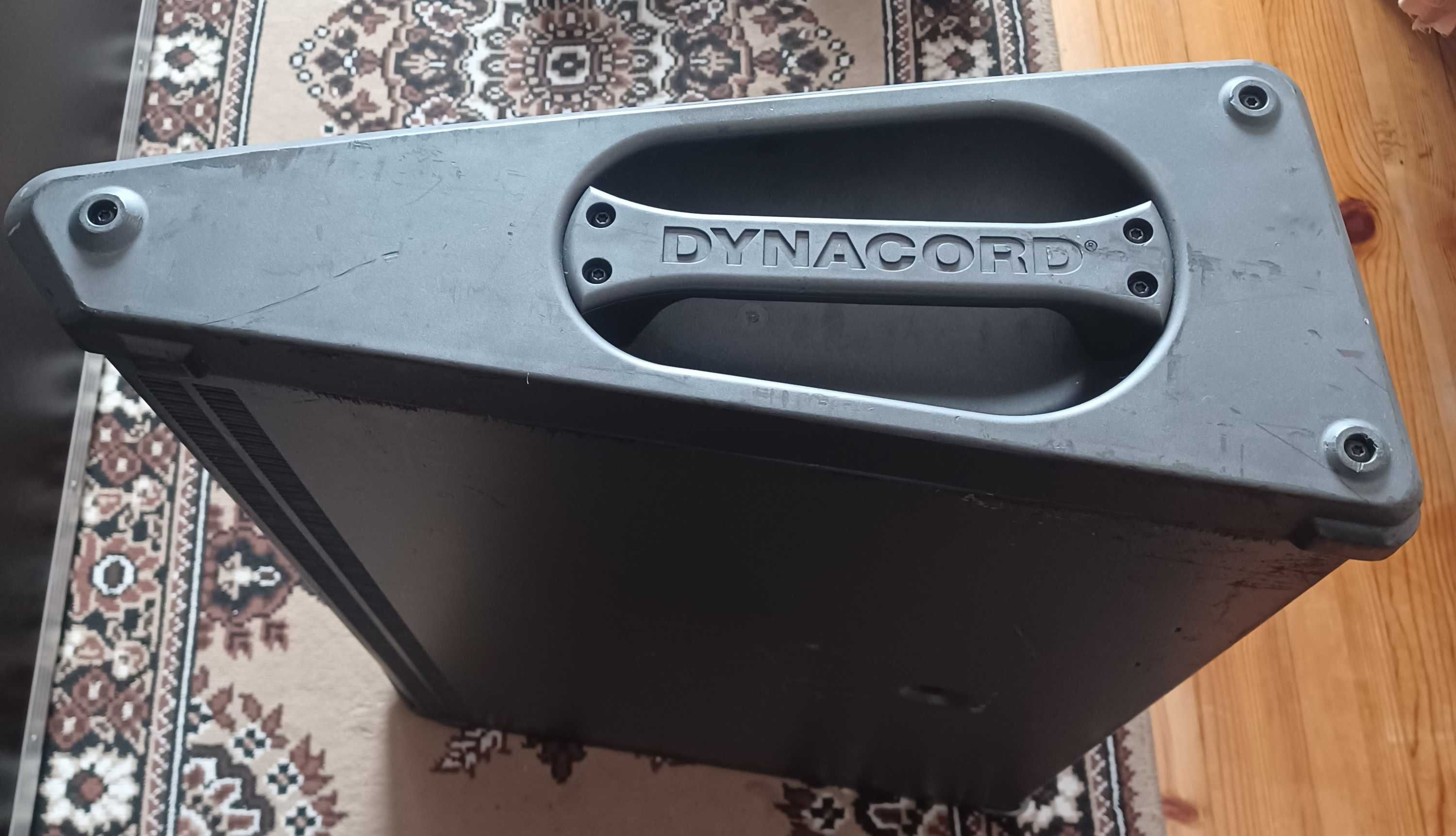 Продавам DYNACORD PowerMate 1600 
С МЕК КАЛЪФ!