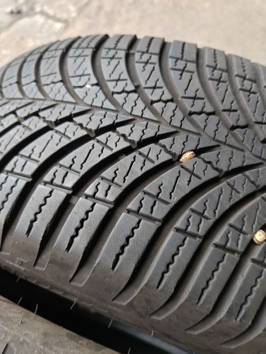 Всесезонни гуми -2022г./42с.-16цола-205/55-1бр.-70лв."GOOD YEAR"