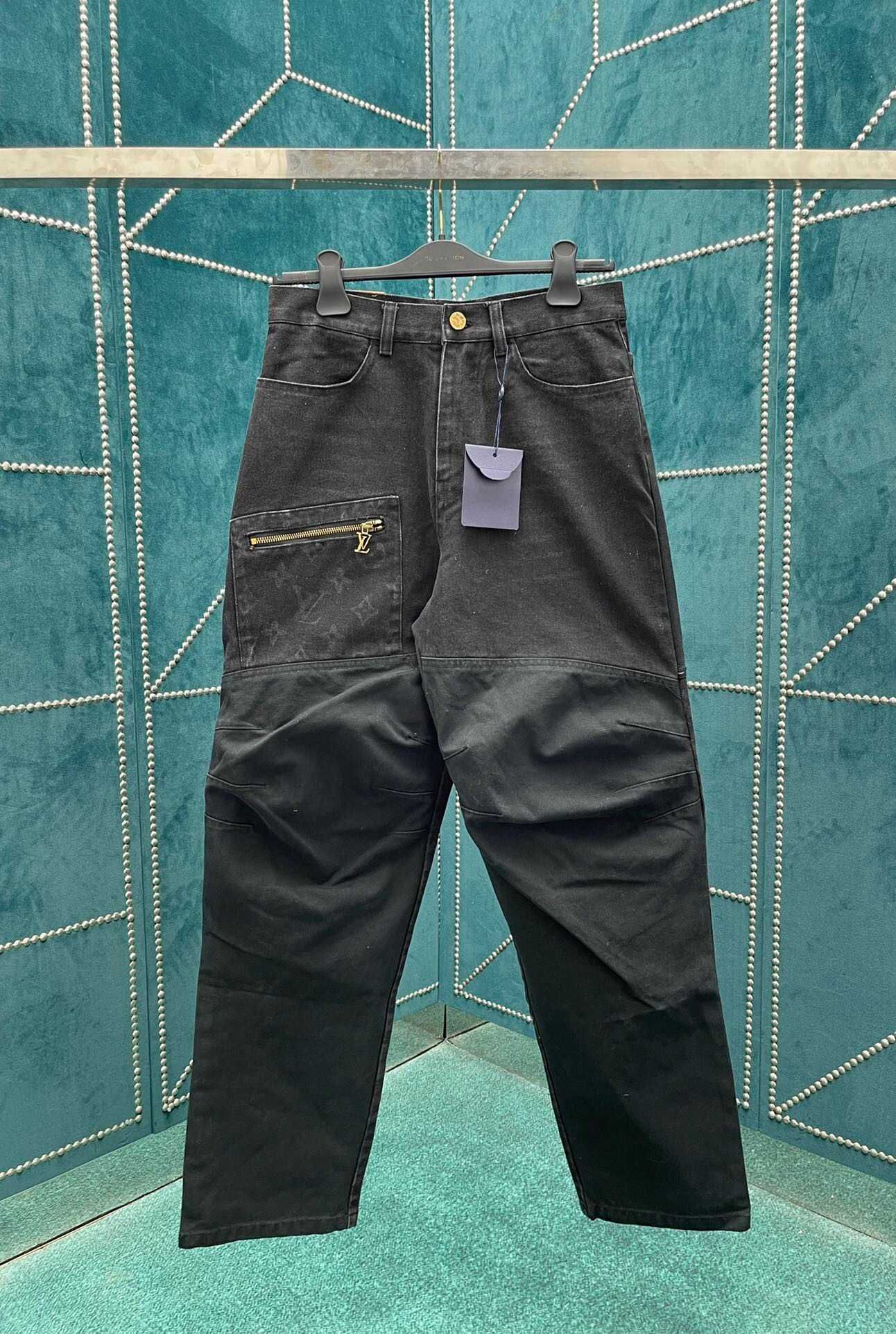 Blugi / Pantaloni Louis Vuitton - Premium