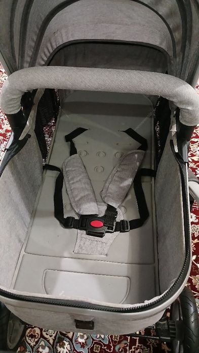 Продается детская коляска в отличном состоянии