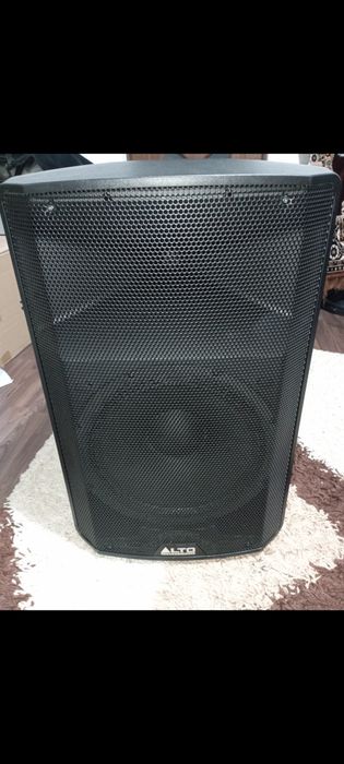 Vînd boxă activă Alto tx 322