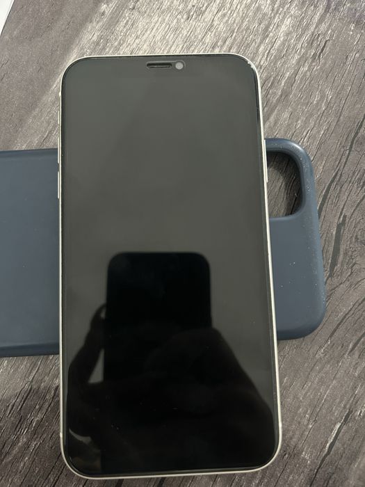 Iphone 11 (128 мгб) продам