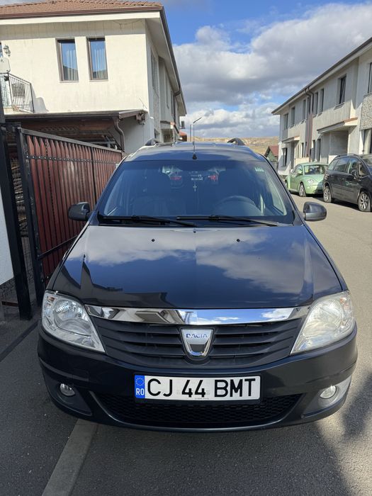 Vînd Dacia Logan MCV