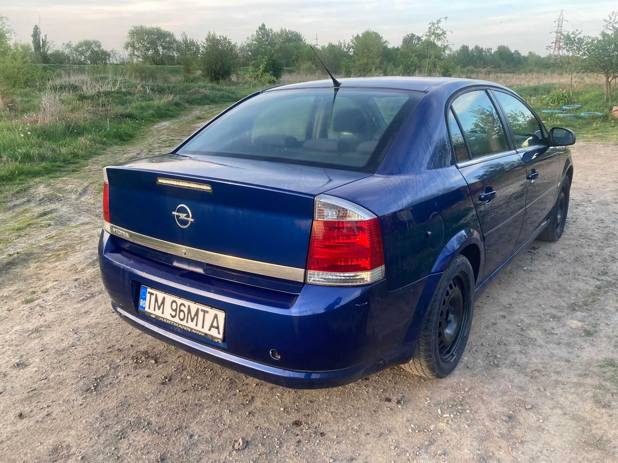 Vand Opel Vectra ,motor 1,6 benzina,cu instalatie GPL.