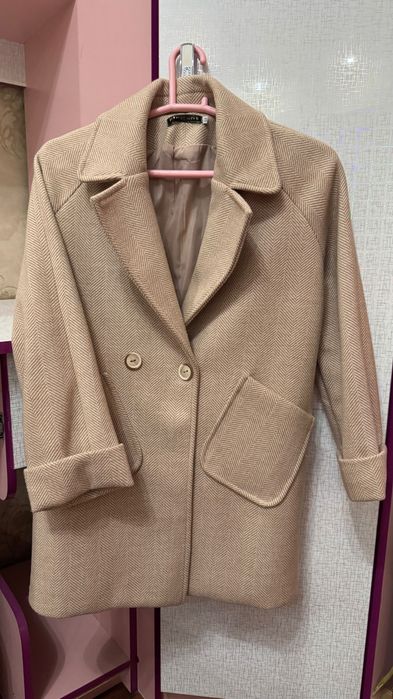 Продам пальто, размер 42-44