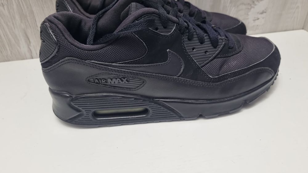Nike Air Max Essential 90 marime 44