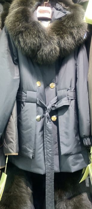 Продам новую зимнюю куртку