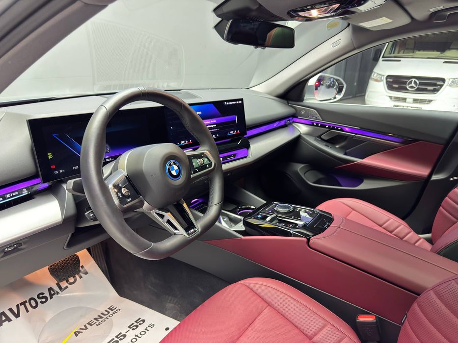 Продается BMW i5 35 eDrive