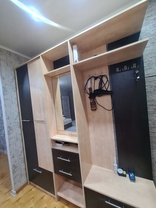 Продам прихожую в хорошем состоянии