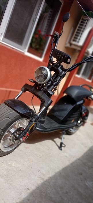 Vând moped electric