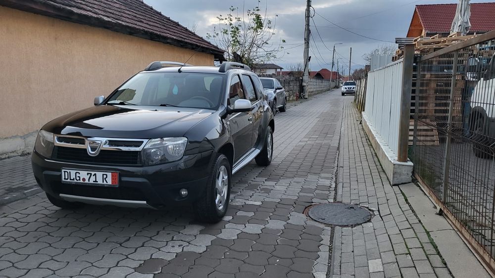 Vând Dacia Duster 4x4 motor 1,5 diesel euro 5 imepcabilă recent adusă