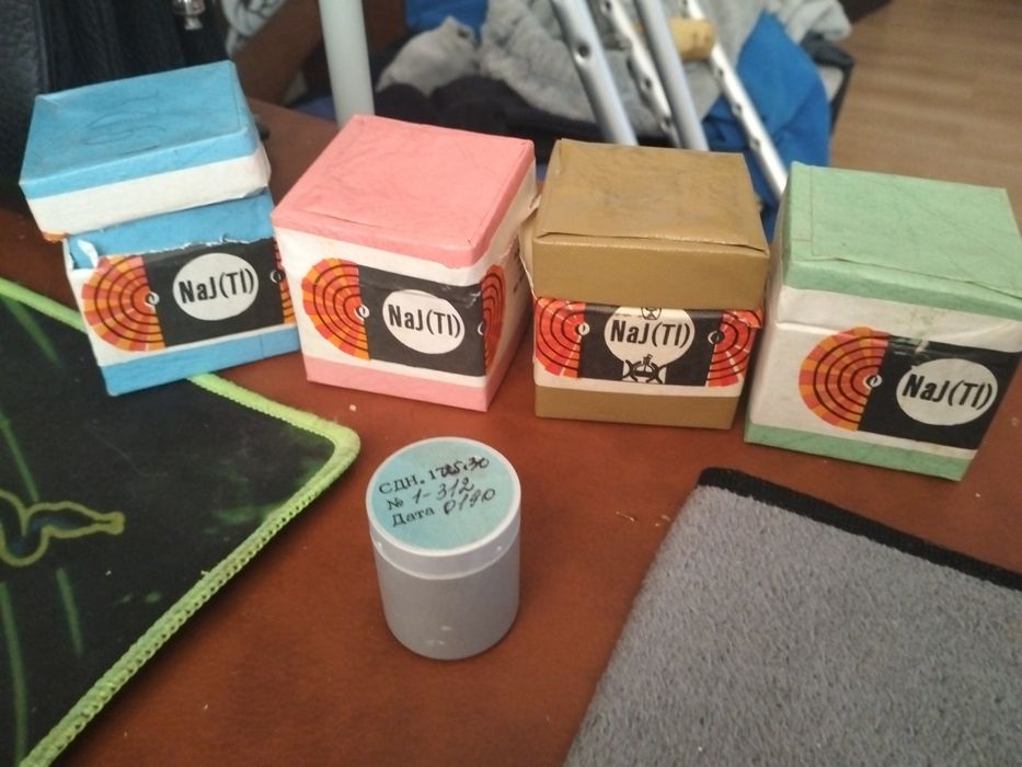 Сцинтиляционные детекторы  на основе монокристалов