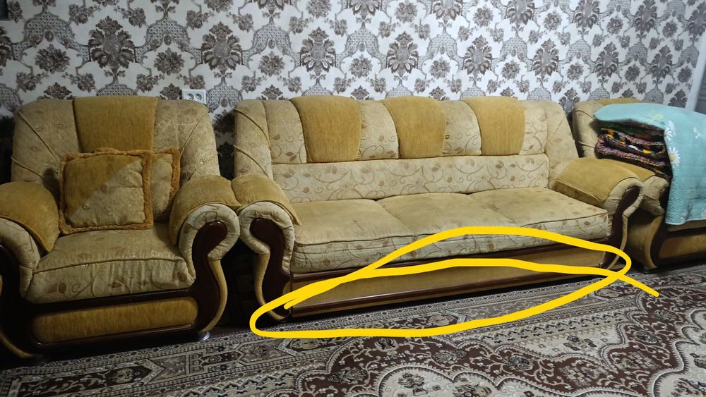 Divan kreslo sotiladi xolati yaxshi