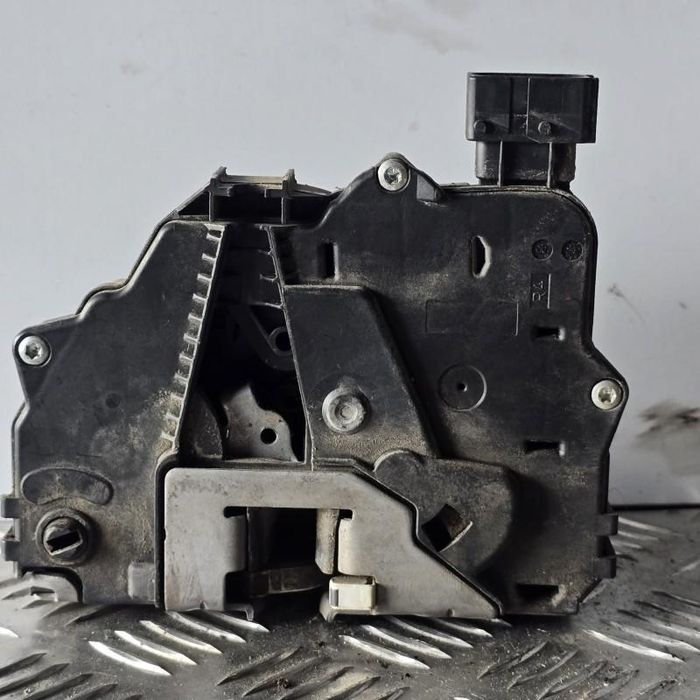 Broasca usa dreapta spate Opel Corsa D