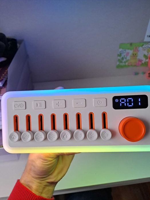 Lampa de veghe cu difuzor si bluetooth