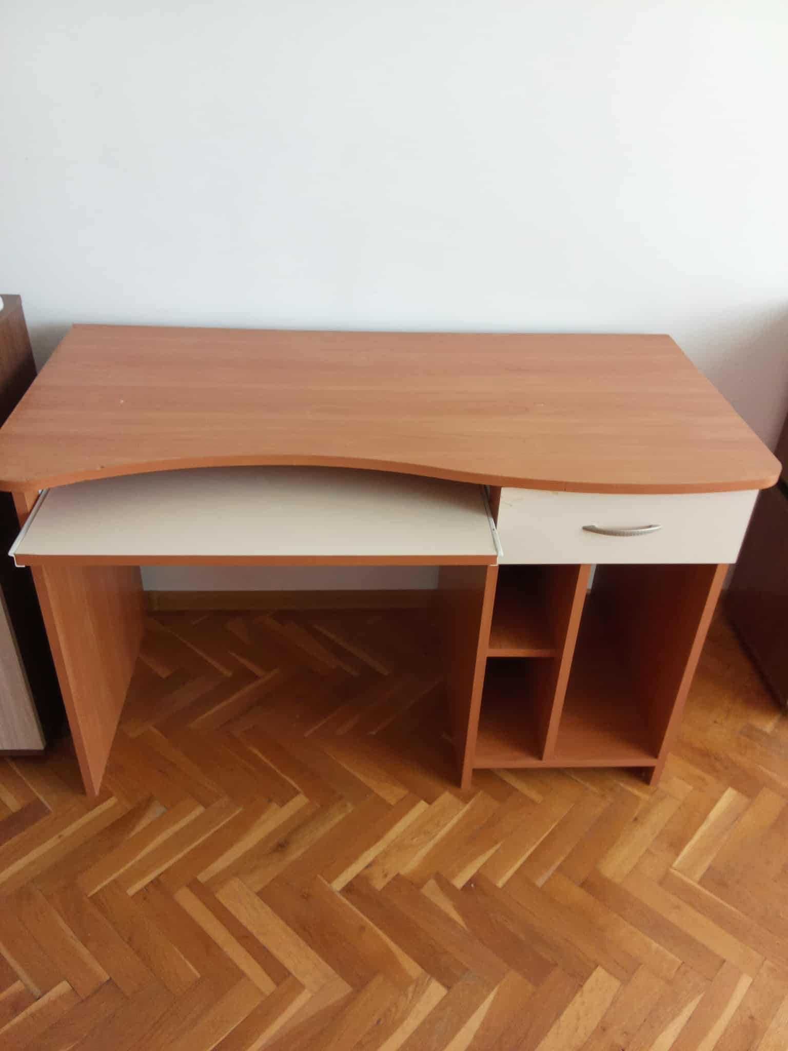 Бюро за компютър