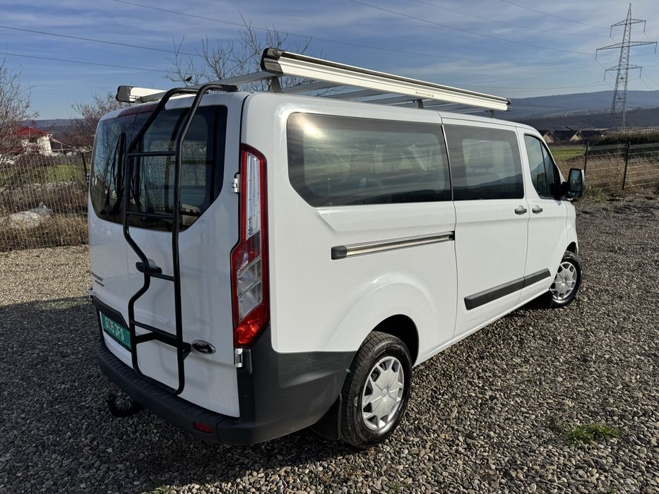 Ford Transit Cutom 9 Locuri 2015 cu doar 73.000 KM!