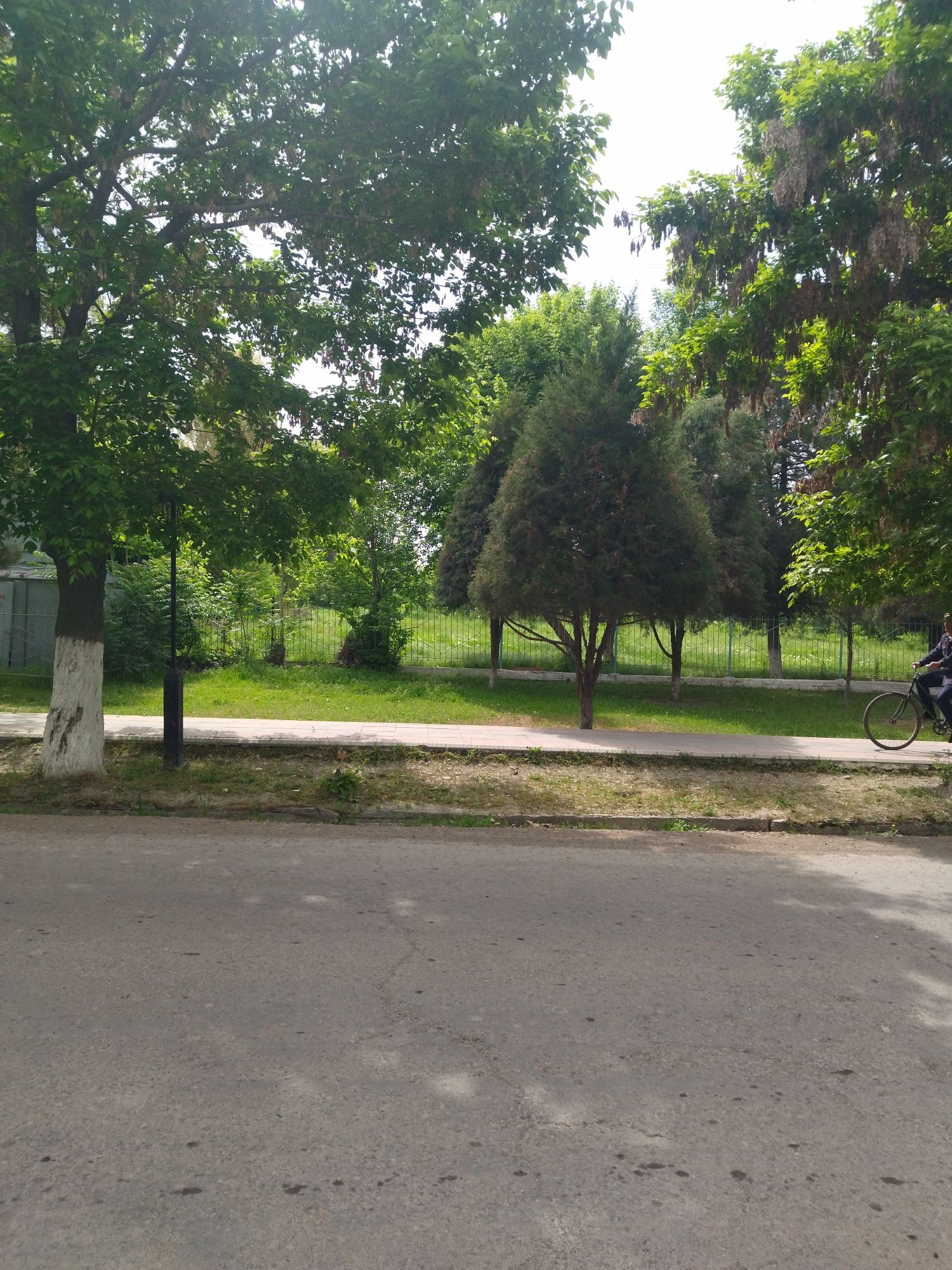 Srochna 3 sotix joy sotiladi futsitiyga 20 km