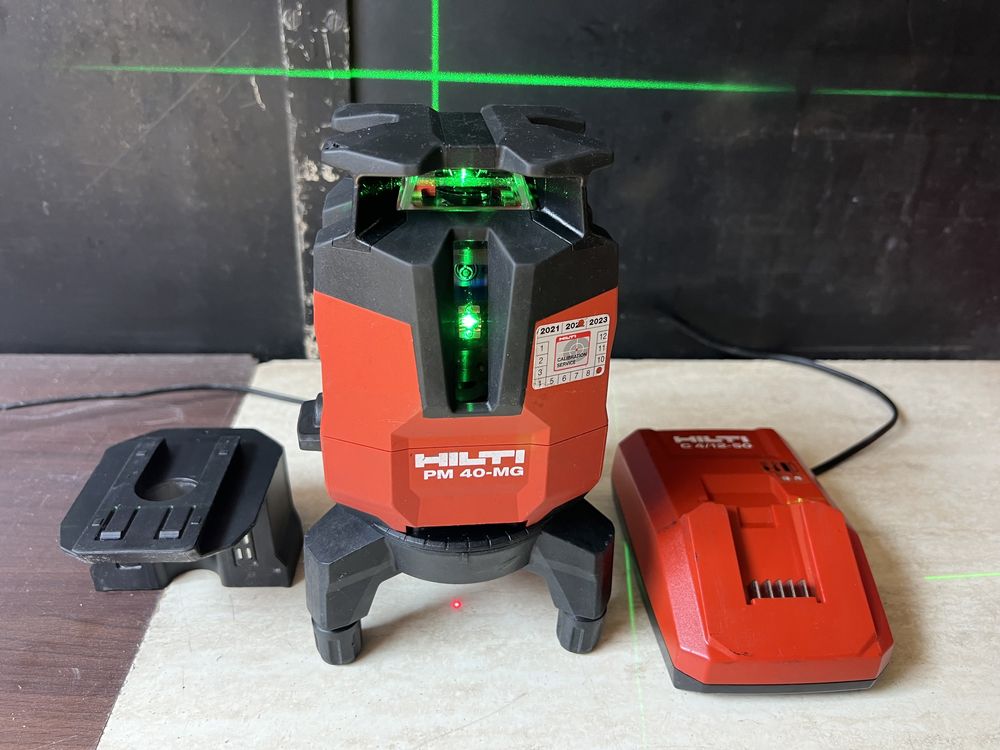 Vând Nivela laser HILTI PM 40-MG (raza verde)