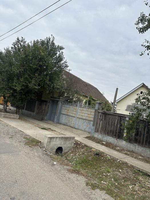 CASĂ DE VÂNZARE!!! Comuna Tulca, suorafața totală este de 2344 mp!!!