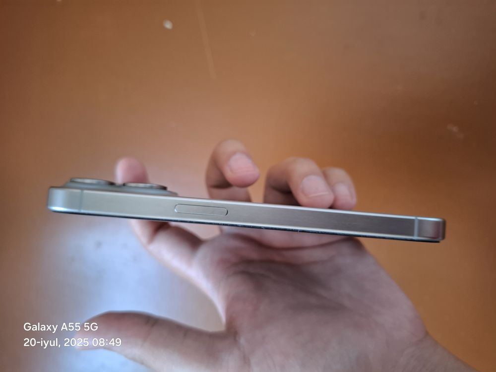 iPhone 15 Pro 256Gb Natural titanium