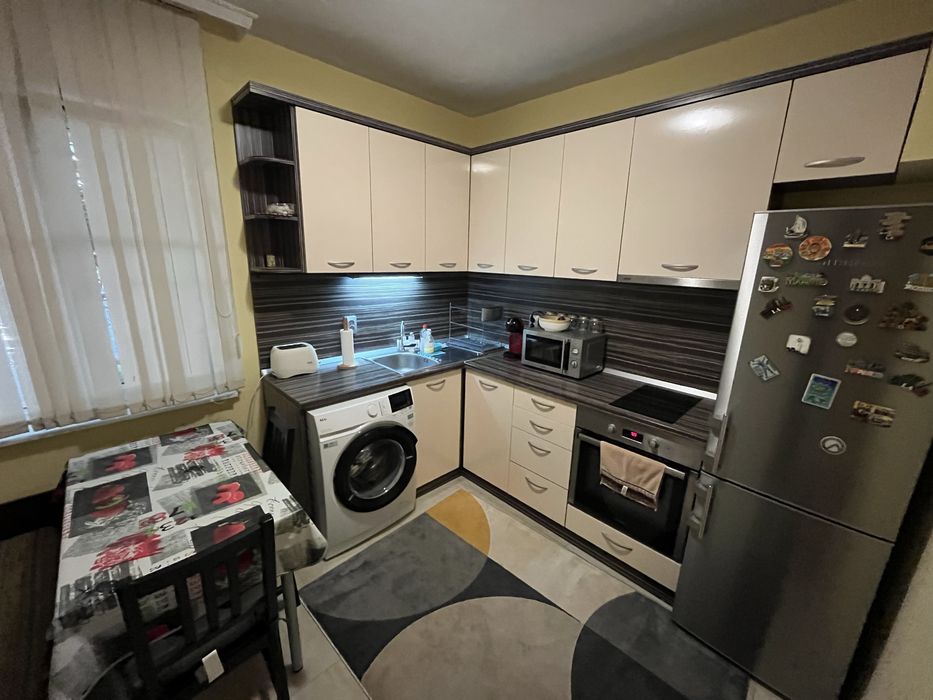 Двустаен апартамент Лазур с паркомясто