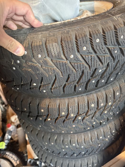 Колеса R13 зимние с шипами  Sailun