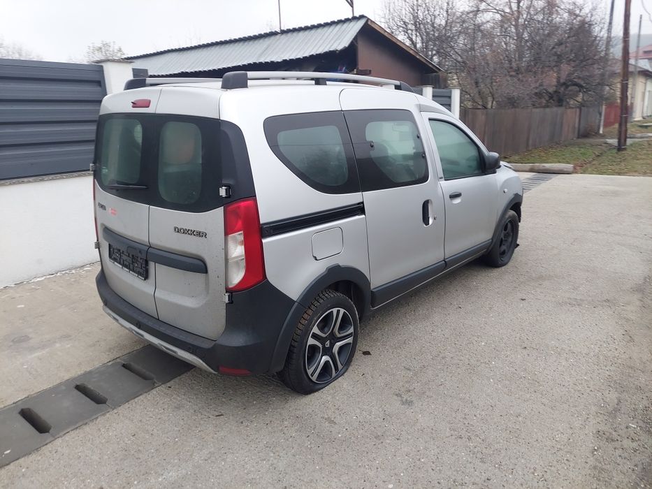 Dezmembrez piese Dacia Dokker 2018 1.2 TCE H5S dokker stepway