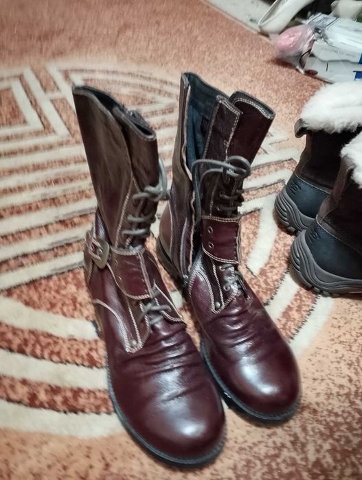 Продам женские сапоги по доступной цене