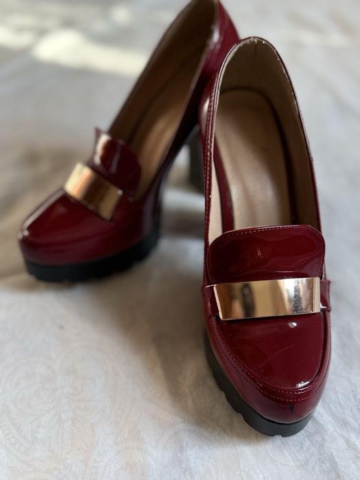 Chiroli obuf sotiladi