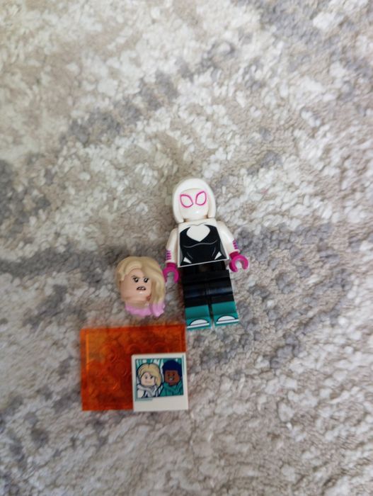 Минифигурка Лего Гвен Стейси