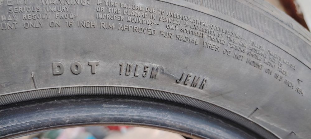 Anvelope vara 215/60/R16