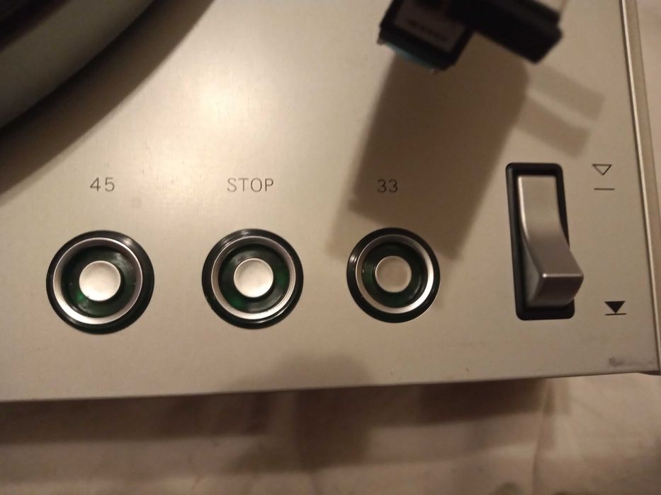 Грамофон PHILIPS GA212