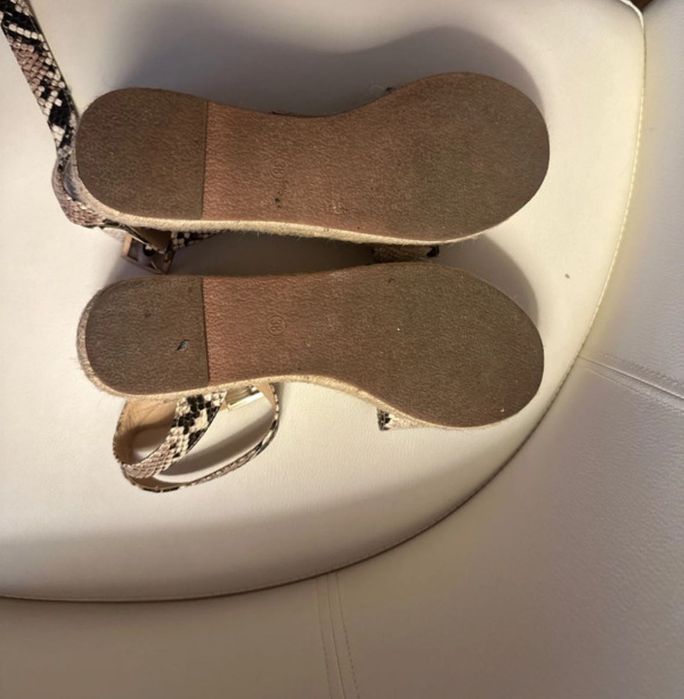 Sandale de vară Bershka