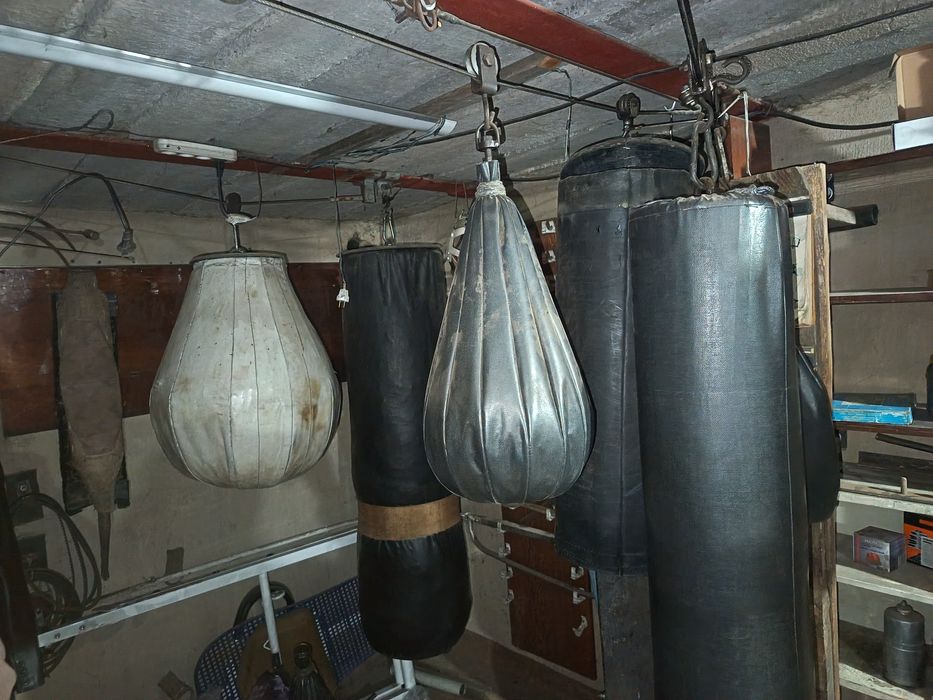 Груши ручной работы с кожи есть разные размеры и наполнители